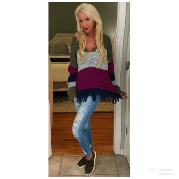 🥰LAST 1! DISTRESSED STRIPE COLOR BLOCK SWEATER - Picture 6 of 8